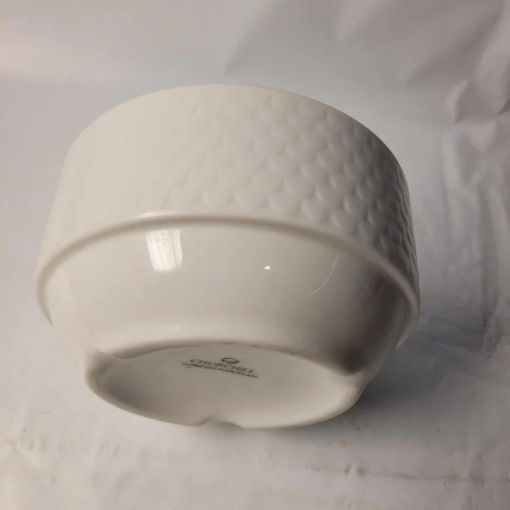 Churchill Vitrified Porcelain‎ Bowl White Textured Scale Pattern Round Small Vtg